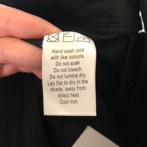 Lioness Runaway Pants Ruffle Hem Black New XS - Picture 10 of 10